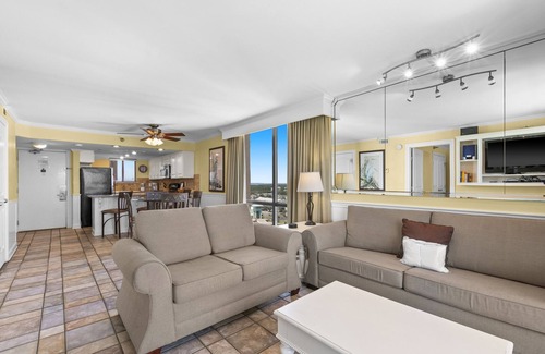 Destin Condo | SunDestin 1601 by Scenic Stays