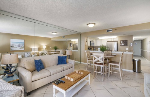 Destin Condo | SunDestin 1604 by Scenic Stays