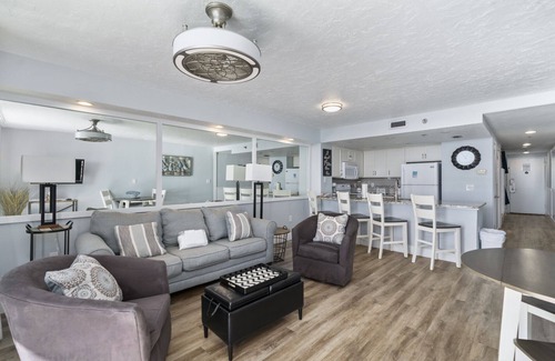 Destin Condo | SunDestin 1710 by Scenic Stays