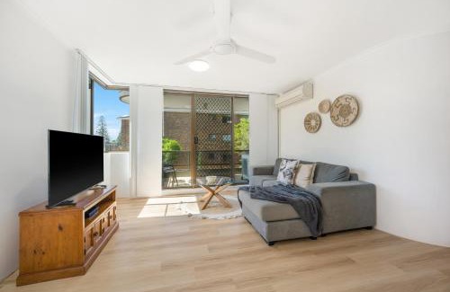 Port Macquarie Apartment | Sundial 202 8-10 Hollingworth Street