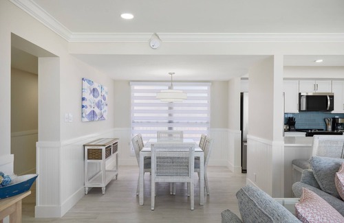Beachview Country Club Estates Condo | Sundial A301- Gorgeous Beachfront Residence at Sundial Sanibel