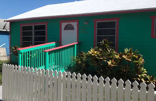 Treasure Cay Cottage | Sundown is a newly remodeled 2 bed 1 bath cottage .