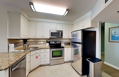 Navarre Beach Condo | Sundunes #142 | Steps to Beach, Gorgeous Views!