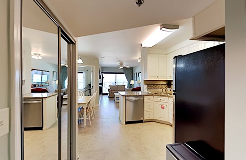 Navarre Beach Condo | Sundunes #142 | Steps to Beach, Gorgeous Views!