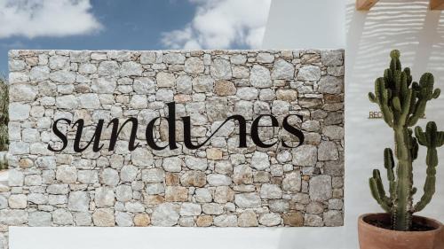 Plaka Hotel | Sundunes Hotel Naxos