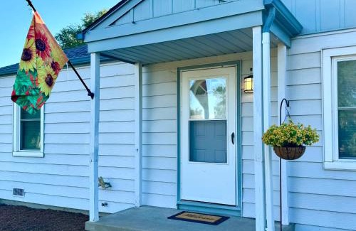 Salina House | Sunflower House