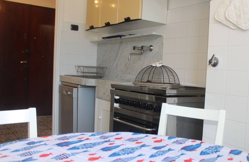 Levanto Apartment | Sunflower Levanto central 100 meters from the sea with views across the valley