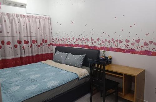 Bandar Sungai Long House | Sungai Long Homestay