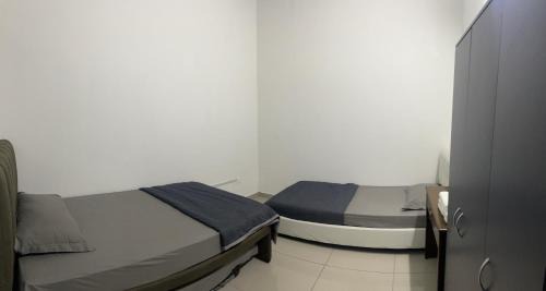Alor Gajah Apartment | Sungai Udang Homestay 4 bilik dengan 2 loteng atas