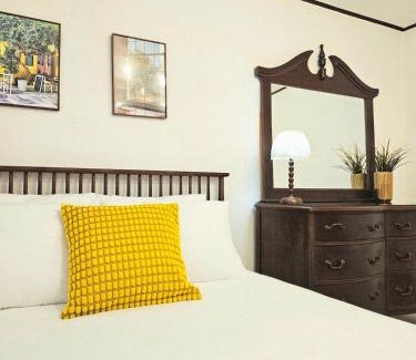 Seongsu Apartment | Sungsu Stay #Newly Opened #2-min walk to Han River #Entire place#5-min walk to the airport bus#Hotel bedding#great value