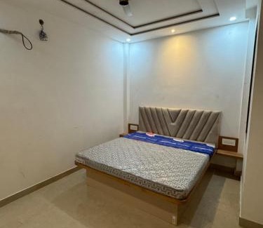 Jhusi House | Sunita Kunj