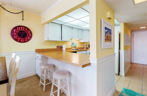Ocean City Condo | Sunkissed Beachfront Condo w/Private Balcony, Central A/C, Private Washer/Dryer