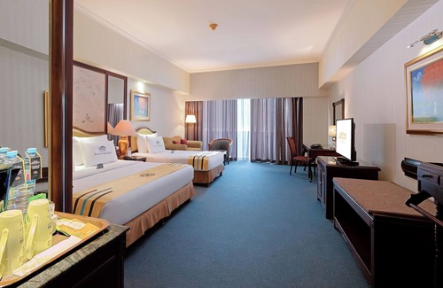 Sunter Hotel | Sunlake Waterfront Resort and Convention