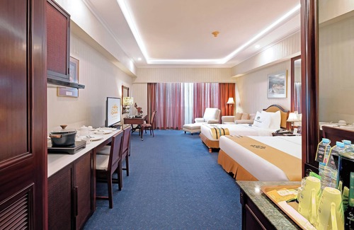 Sunter Hotel | Sunlake Waterfront Resort and Convention