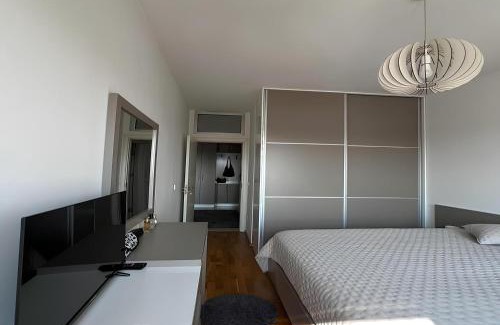 Matiçan Apartment | Sunlight Apartment Prishtina -Stunning Rooftop Views