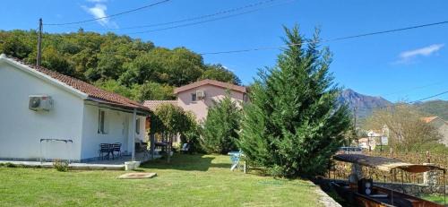 Virpazar House | Sunlight Cottage Maya