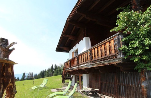 Hopfgarten im Brixental Ski Chalet | Sunlit Chalet near Ski Area in Hopfgarten im Brixental