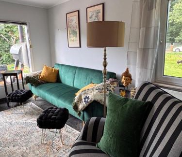 Krummendorf Apartment | Sunlit Garden am Wald Strand Warnowufer