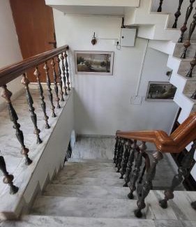 Gomti Nagar Apartment | Sunlit Stays - The Luke