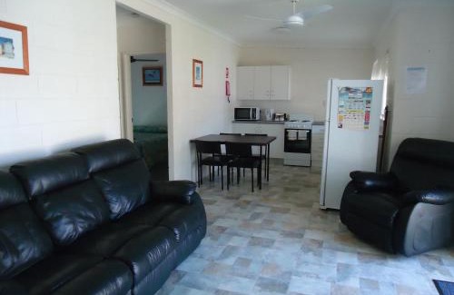 Kinka Beach Hotel | Sunlover Lodge