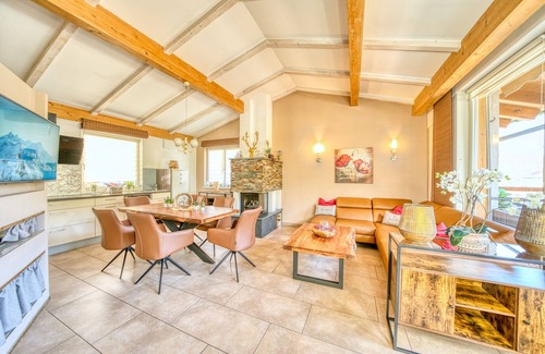 Kaprun Apartment | Sunny 2-bedroom apartment in a great location