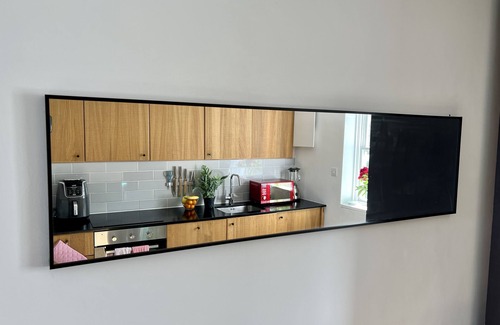 Notting Hill House | Sunny 2 King Bed Flat Steps From Portobello Rd