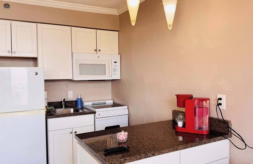 Myrtle Beach Apartment | Sunny amazing Ocean View Condo