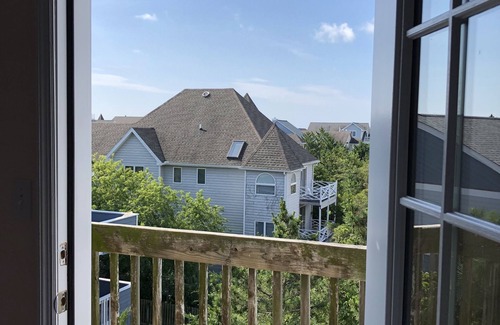 Bethany Beach House | Sunny And Airy Duplex Steps Away From Private Access Beach