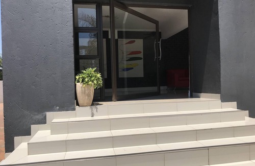 Pretoria House | Sunny and cozy house
