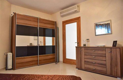 Għadira Apartment | Sunny Apartment in Tas-Sellum Mellieha, Malta.