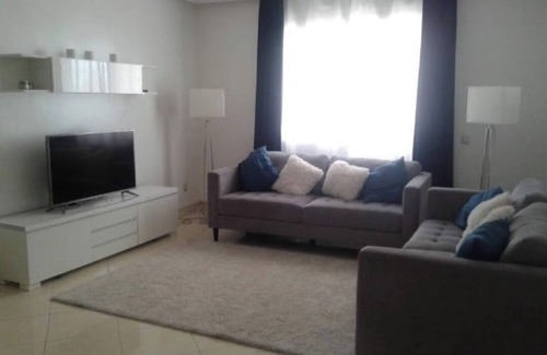 Branes Apartment | Sunny apartment in the Iberia district