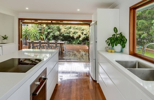 Moffat Beach House | Sunny Beach Haven Moffat