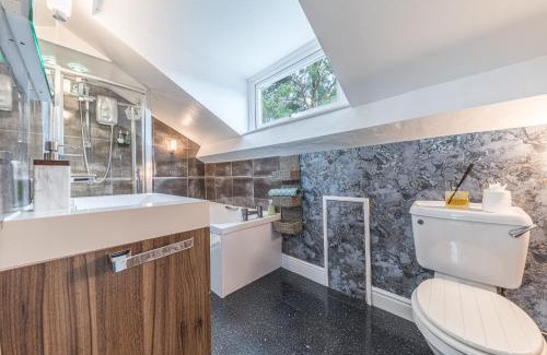 Windermere House | Sunny Brae, dog friendly Windermere Cottage