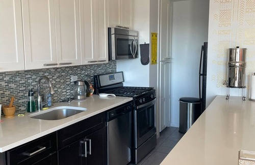 Bedford-Stuyvesant Apartment | Sunny Brooklyn 2 Bedroom with Balcony