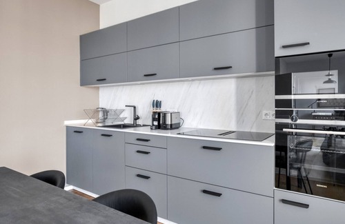 Tiergarten Apartment | Sunny, Centrally Located Mitte 2BR near Potsdamer Platz, by Blueground