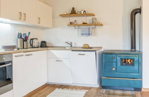 Fieberbrunn House | Sunny chalet in secluded location with vineyard