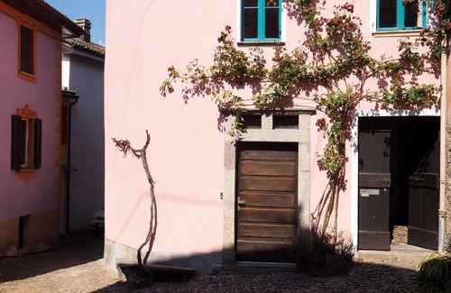 Breno Apartment | Sunny CORTILE-Apart, 4 pers, in historical building in Malcantone, Monte Lema