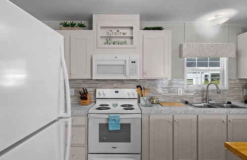 Naples Cottage | Sunny Cottage south of Naples near Marco Island