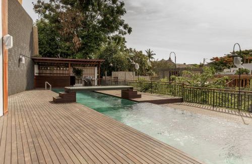 Berawa Villa | Sunny Cuddles