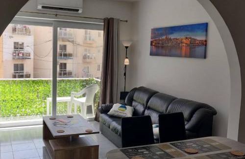 Bugibba Apartment | Sunny Day Flat