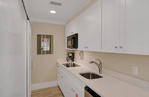 Santa Rosa Beach House | "Sunny Day" - Great beach access south of 30a!