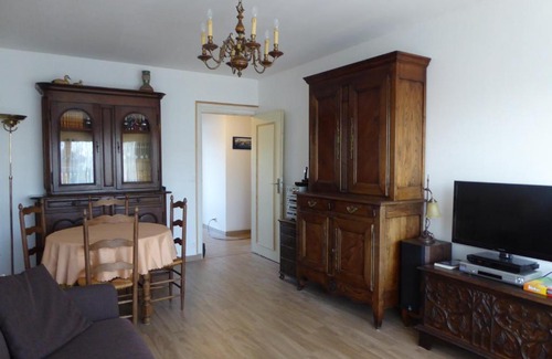 Le Touquet-Paris-Plage Apartment | SUNNY DAYS - App 60 m2 avec balcon, 4 pers, 3e étage, au calme et ensoleillé