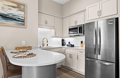 Morehead City Condo | Sunny Days Retreat- Waterfront Getaway in the Heart of Morehead City!