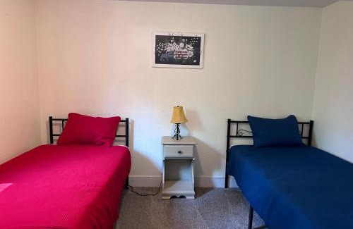 Pocatello House | Sunny Days