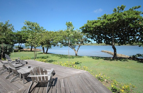 Lowlands Villa | Sunny Daze - A Beautiful Waterfront Cottage