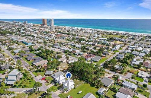 Biltmore Beach House | Sunny Daze by Emerald Coast Retreats