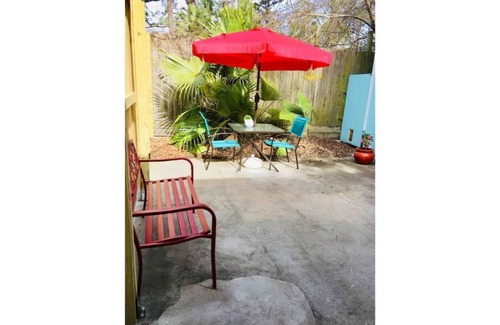 Tybee Island House | Sunny Daze Tiny Cottage, sleeps 2 adults