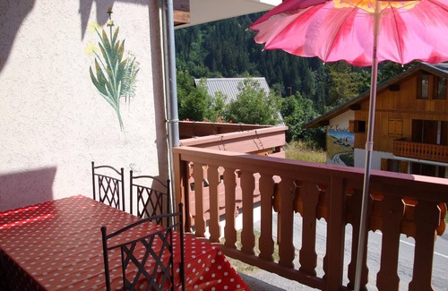 Champagny-en-Vanoise Apartment | Sunny Duplex with Terrace - Ski Paradise in Champagny-en-Vanoise