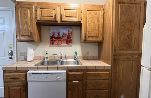 St. George Condo | Sunny Escapes Getaway - Your spacious home away from home!