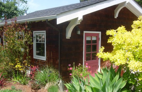 Berkeley Cottage | Sunny Garden Studio in great North Berkeley location